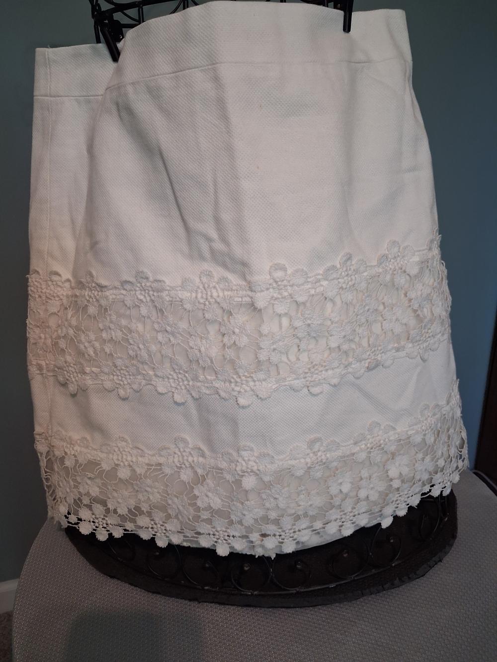 J. Crew White Lined Skirt, Lace Trim Sz 0
